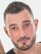 Cette image a un attribut alt vide ; le nom du fichier est 220104g.jpg